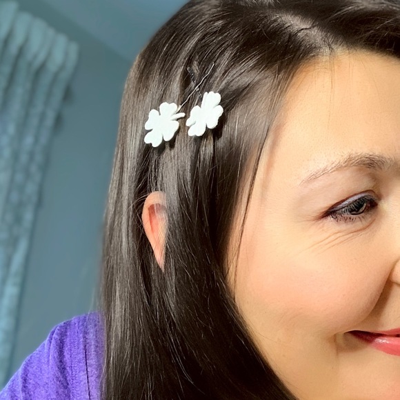 JEWELED ART Handcrafted Irish Rainbow Hair Twist | Shamrock Collection - Picture 2 of 2